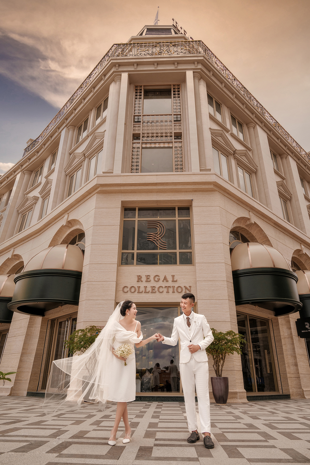 Regal Collection House 12